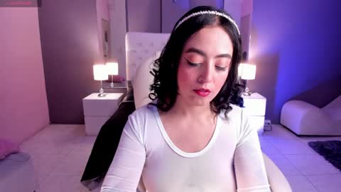 Violeta  online show from 10, 1, 2025