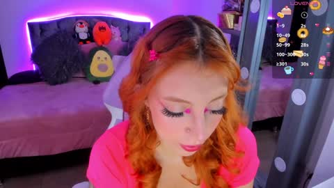 Snapshot of violetaarey chatting on 21, 12, 2024 Violeta  Help me reach 150 thumbs up    online show from 21, 12, 2024