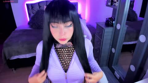 Snapshot of violetaarey chatting on 24, 1, 2025 Violeta  Help me reach 150 thumbs up    online show from 24, 1, 2025
