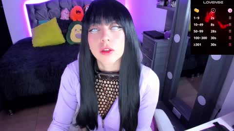 Snapshot of violetaarey chatting on 6, 2, 2025 Violeta  Help me reach 150 thumbs up    online show from 6, 2, 2025