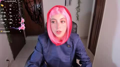 Snapshot of violetaarey chatting on 17, 10, 2025 Violeta  Help me reach 150 thumbs up    online show from 17, 10, 2025