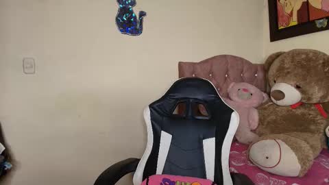 Jimena online show from 1, 12, 2025