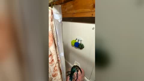 violetann93 online show from 20, 4, 2026