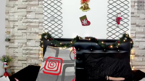 Snapshot of violetaqueen_ chatting on 5, 12, 2024 Violeta online show from 5, 12, 2024