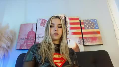 Snapshot of violetarainn chatting on 17, 1, 2026 Violeta online show from 17, 1, 2026