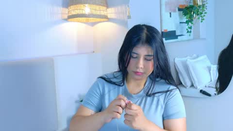 Violet online show from 29, 4, 2026