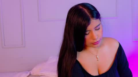 Violet online show from 18, 5, 2026