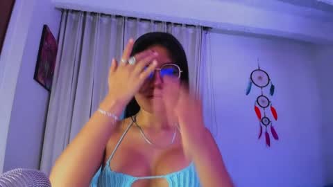 Snapshot of violetbunnyy1 chatting on 10, 1, 2025 Violet online show from 10, 1, 2025