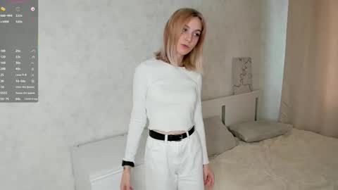 Mia online show from 22, 10, 2025