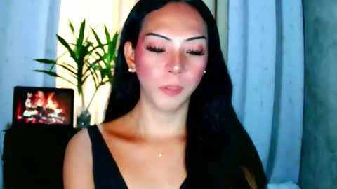 Snapshot of violeterection chatting on 25, 4, 2026 JUVY online show from 25, 4, 2026