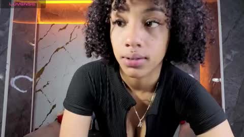 Snapshot of violeth_b chatting on 29, 3, 2026 violeth_b online show from 29, 3, 2026