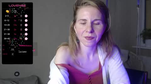 Snapshot of violetplath chatting on 18, 1, 2025 Violet next stream December 6 online show from 18, 1, 2025