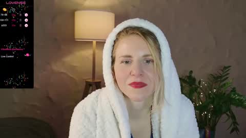 Snapshot of violetplath chatting on 9, 3, 2025 Violet next stream December 6 online show from 9, 3, 2025