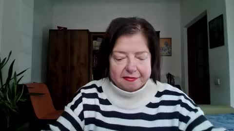 Snapshot of violetpulse chatting on 3, 11, 2025 violetpulse online show from 3, 11, 2025