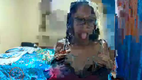Violet777  online show from 4, 12, 2024