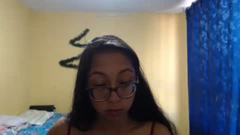 Violet777  online show from 14, 12, 2024