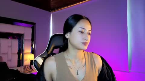 violetskinny online show from 3, 8, 2026