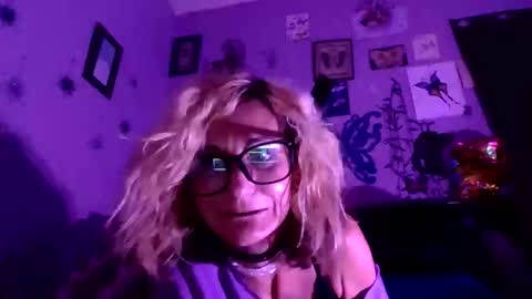 violetsprings7 online show from 27, 3, 2026