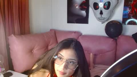 Snapshot of violetsweet_cs chatting on 15, 10, 2025 violetsweet_cs online show from 15, 10, 2025