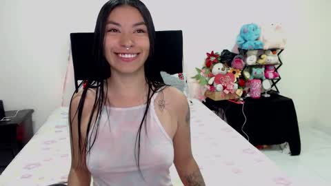Snapshot of violett_flowers chatting on 2, 2, 2025 violeta online show from 2, 2, 2025