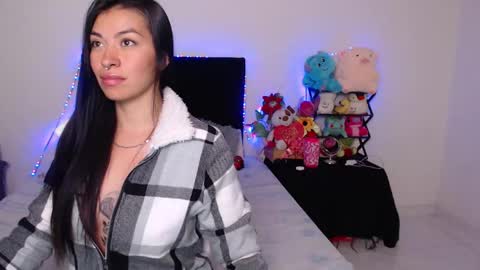 Snapshot of violett_flowers chatting on 7, 2, 2025 violeta online show from 7, 2, 2025