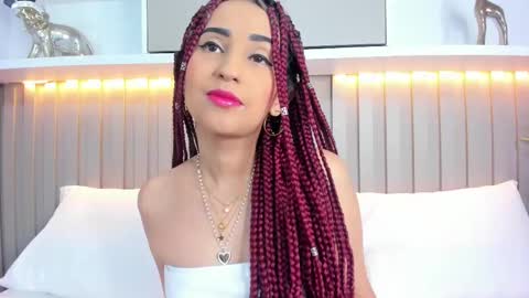 Violett  online show from 8, 10, 2025