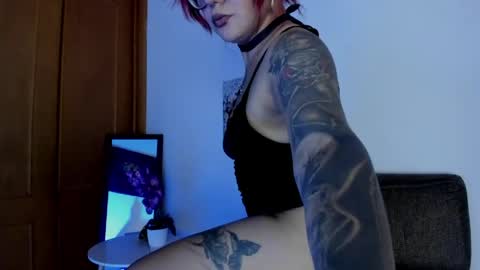 violett_sykes online show from 11, 4, 2026