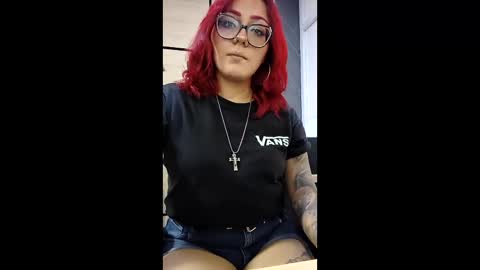 violett_sykes online show from 3, 5, 2026