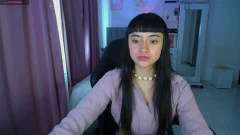 Snapshot of violetta_black483 chatting on 1, 8, 2026 Violetta online show from 1, 8, 2026