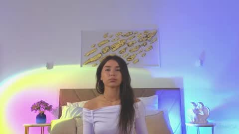 Snapshot of violetta_finch chatting on 19, 5, 2026 violetta_finch online show from 19, 5, 2026
