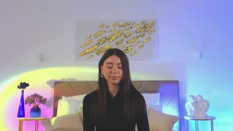 Snapshot of violetta_finch chatting on 27, 5, 2026 violetta_finch online show from 27, 5, 2026
