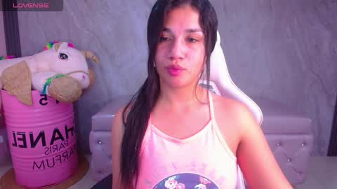 Snapshot of violetta_jhonson_v chatting on 29, 11, 2025 Violetta online show from 29, 11, 2025