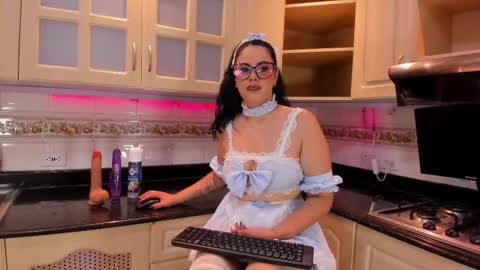 Snapshot of violetta_lane chatting on 5, 12, 2025 Violetta online show from 5, 12, 2025
