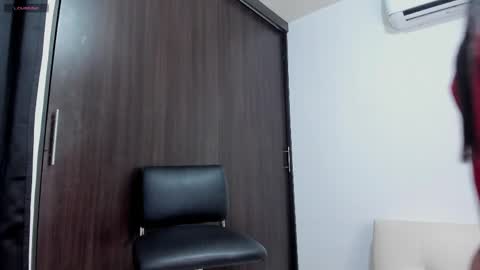 Snapshot of violetta_pretty chatting on 18, 4, 2026 violetta_pretty online show from 18, 4, 2026