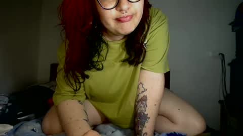 Snapshot of violettasexycam chatting on 26, 12, 2024 violetafetish online show from 26, 12, 2024