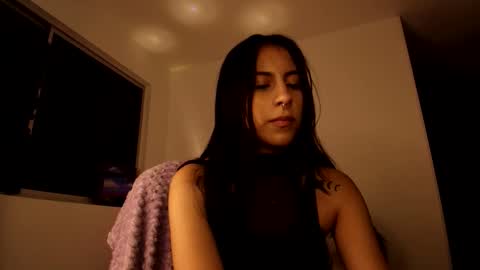 Violetta....Follow me in Twitter... online show from 1, 10, 2025