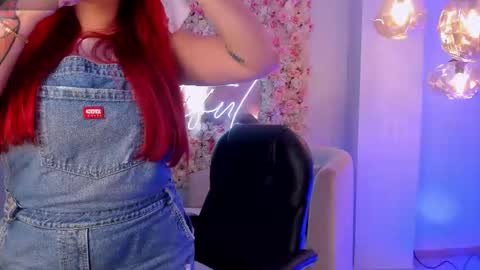 Violett Castel online show from 26, 10, 2025