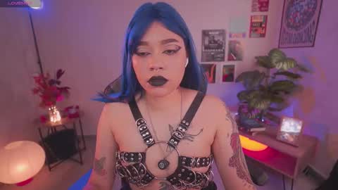 Snapshot of violette_clerk1 chatting on 25, 2, 2026 JULIE UWU online show from 25, 2, 2026