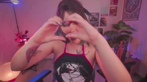 Snapshot of violette_clerk1 chatting on 1, 3, 2026 JULIE UWU online show from 1, 3, 2026