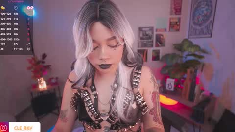 Snapshot of violette_clerk1 chatting on 16, 3, 2026 JULIE UWU online show from 16, 3, 2026