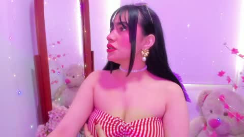 violette_laurent online show from 22, 4, 2026