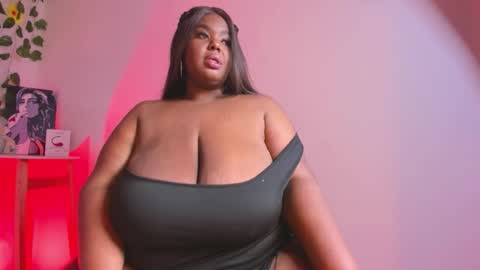 Snapshot of violette_plus chatting on 11, 11, 2025 Call me valeria online show from 11, 11, 2025