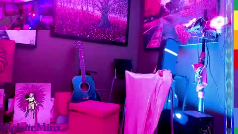 Snapshot of violetteminx chatting on 14, 11, 2025 Violette online show from 14, 11, 2025