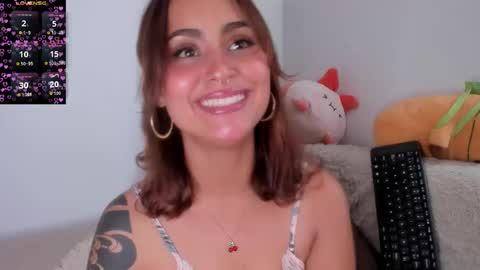 Snapshot of violetteramirez01 chatting on 28, 9, 2025 Violette online show from 28, 9, 2025