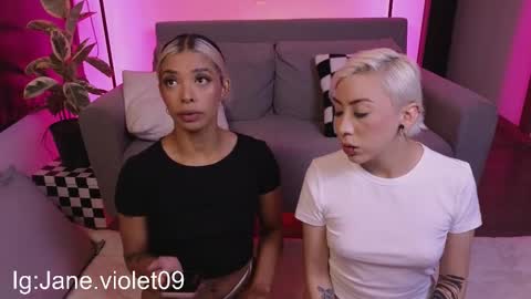 Violet online show from 16, 9, 2025