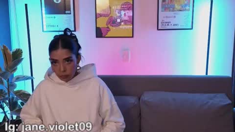 Violet online show from 6, 1, 2026