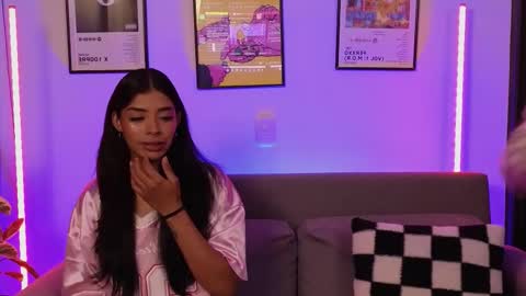 Violet online show from 13, 2, 2026