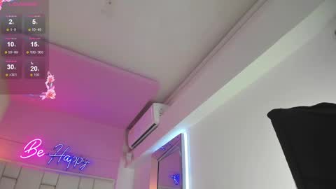 Snapshot of violettharous chatting on 16, 2, 2025 VioletthaRous online show from 16, 2, 2025