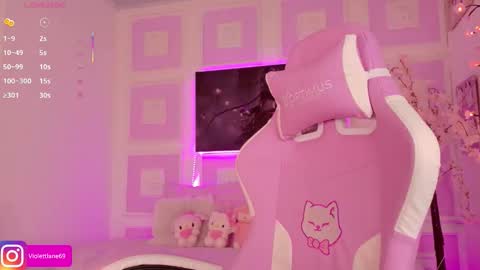 Snapshot of violettlane chatting on 26, 11, 2025 Violeta online show from 26, 11, 2025