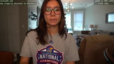 follow me on twitter violishh and ig violishh  online show from 20, 2, 2025